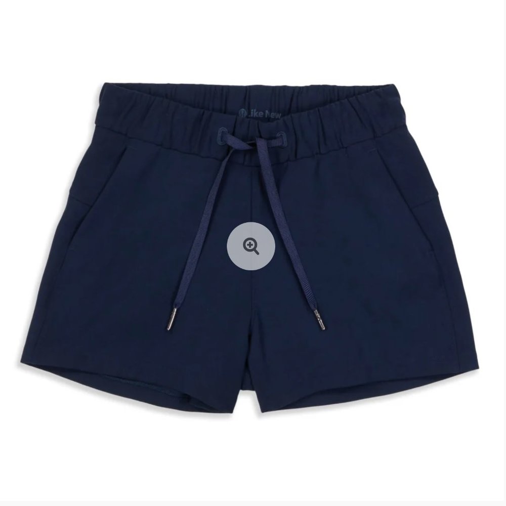 Lululemon On the Fly Shorts Size 4 Navy